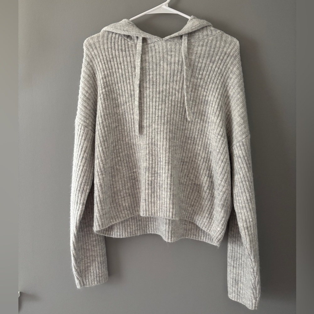 VS PINK Ribbed Hooded Cropped Sweater